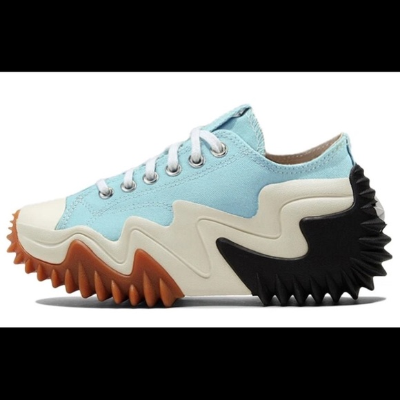 Converse Shoes - Converse Run Star Motion Platform Low sneakers in the "Light Dew" size 7